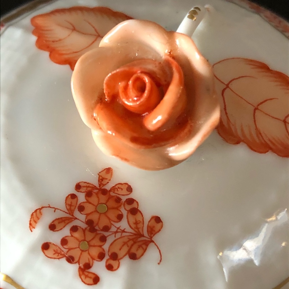 Herend Chinese Bouquet in Rust, Sugar Bowl